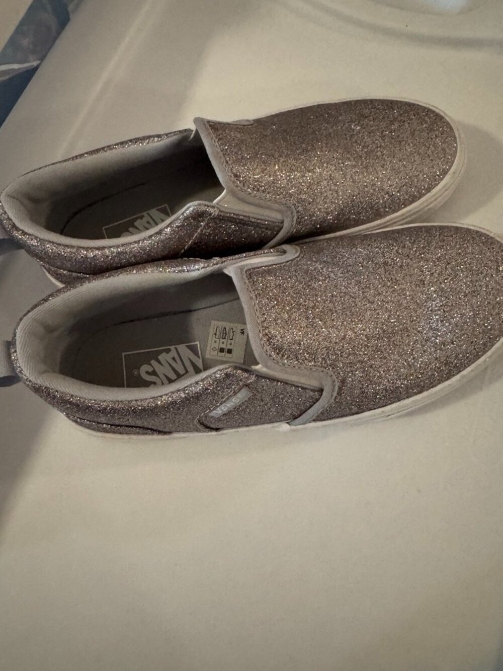 Vans Girls' Missy Silver Glitter Slip-On Sneakers, S:Girls' 3, Excellent Shape - Picture 8 of 8